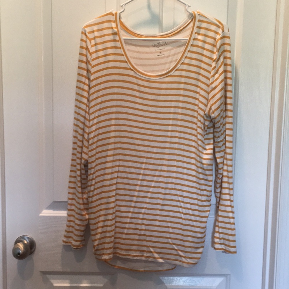 Long sleeve maternity shirt
